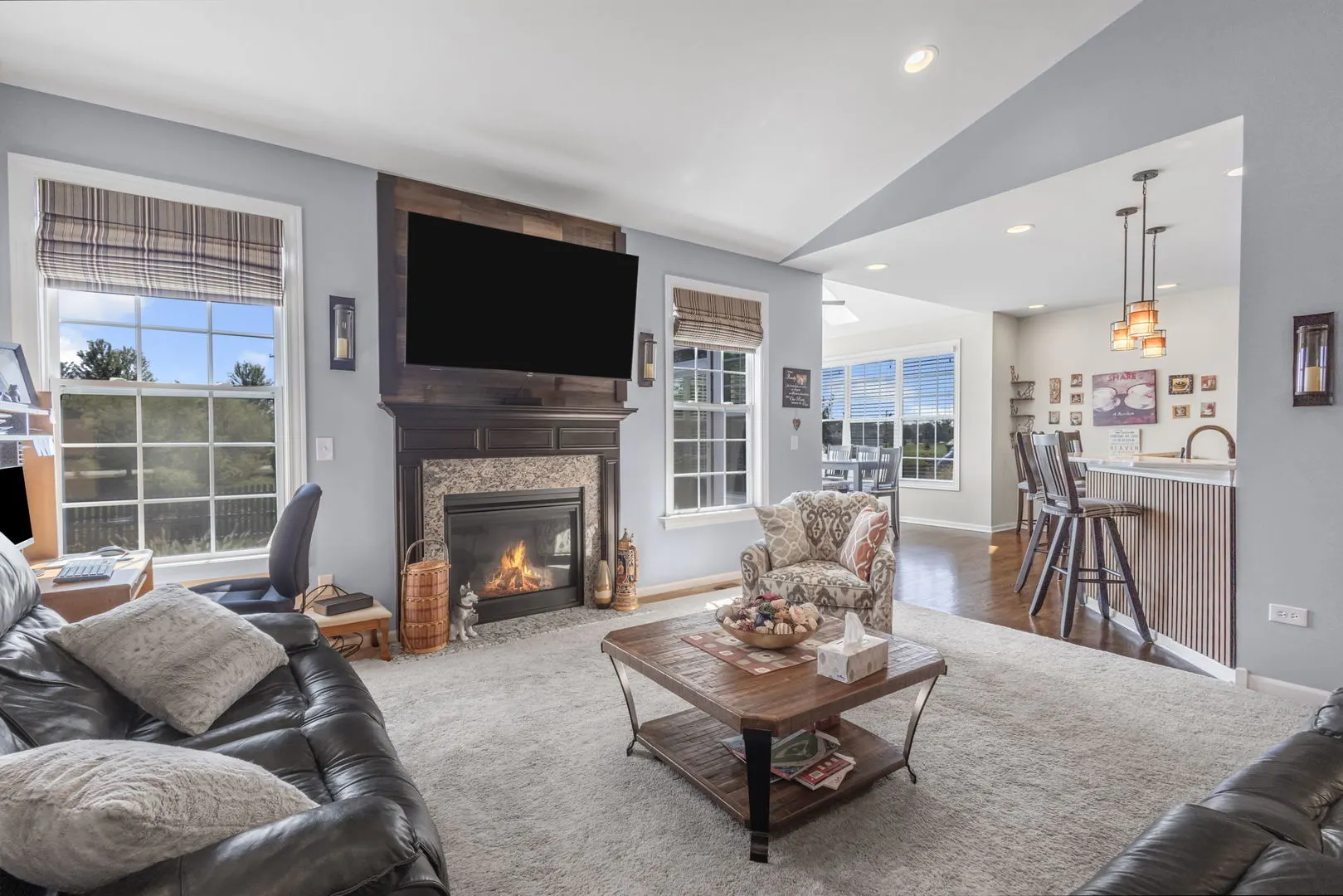 428 E Frontier Drive IL