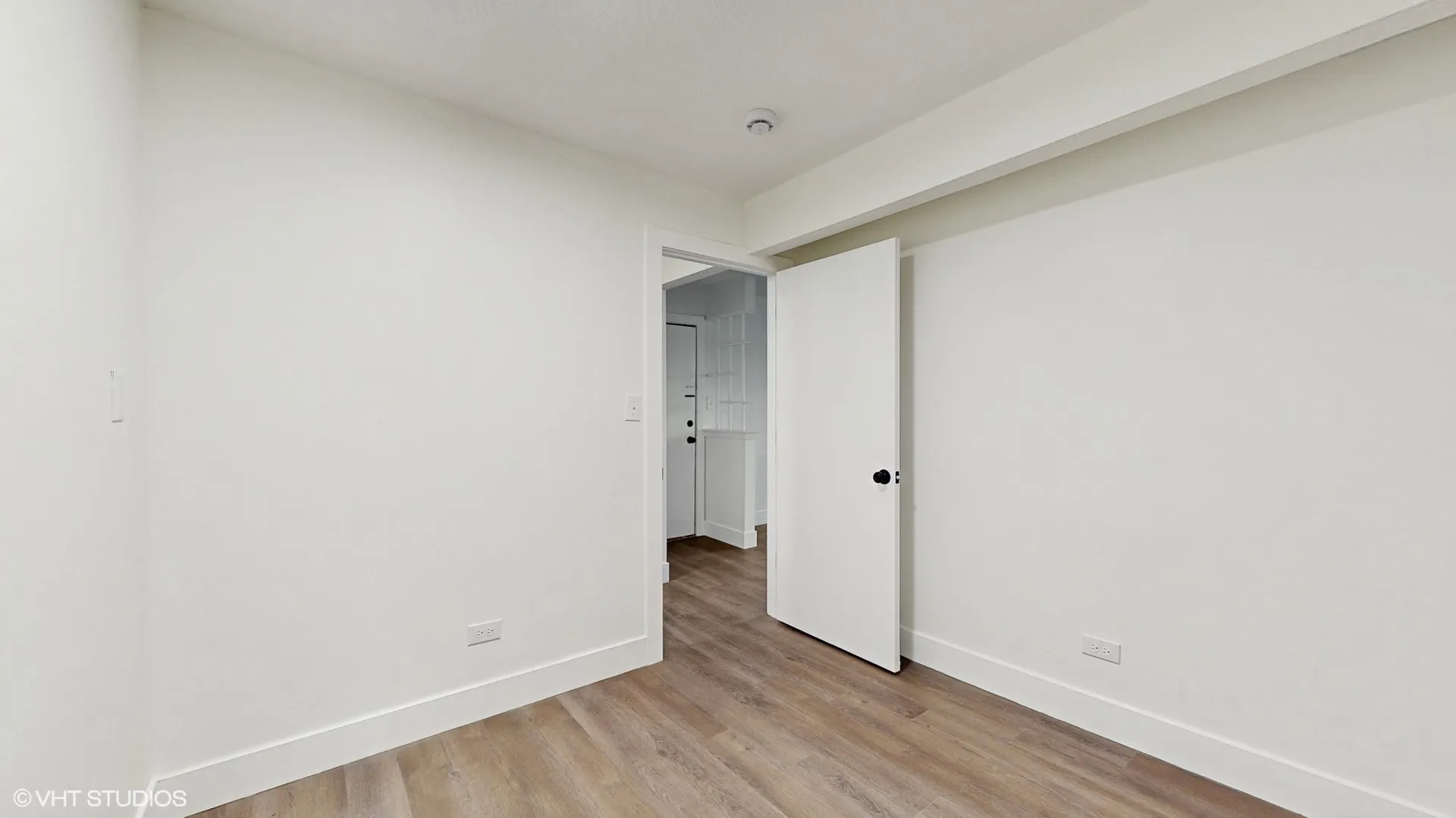 10406 Michael Todd Terrace 1E IL