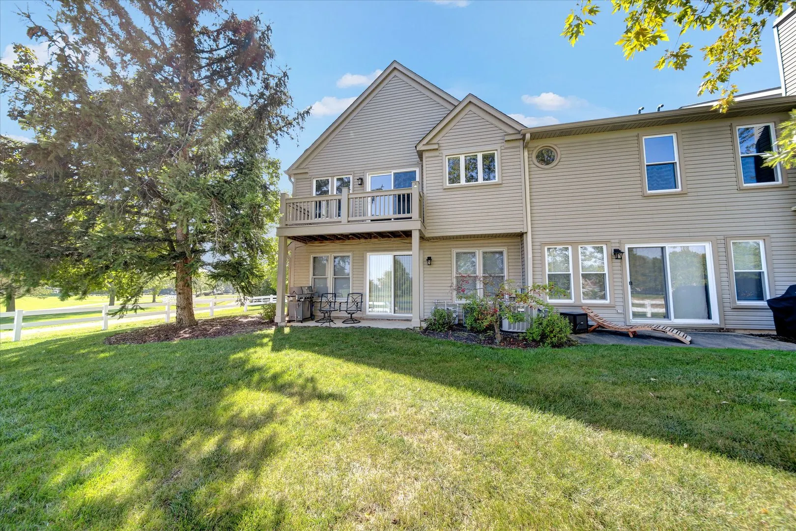 307 University Lane A IL