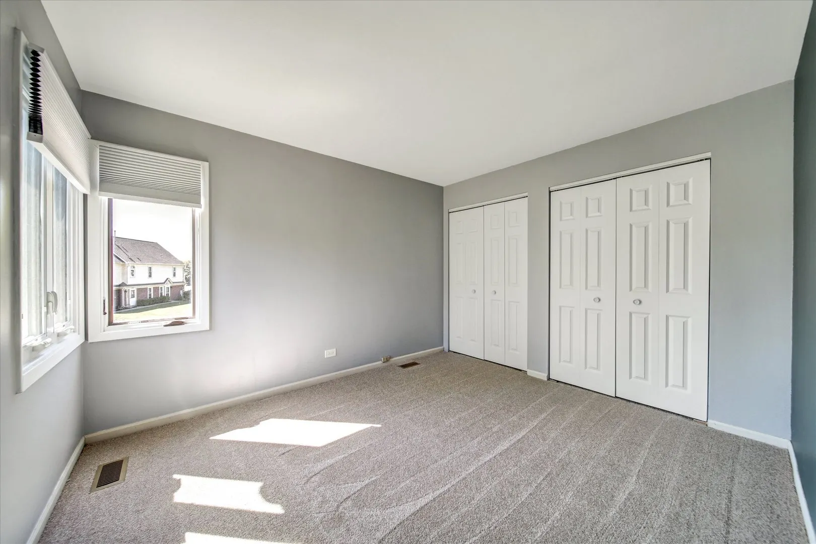 307 University Lane A IL