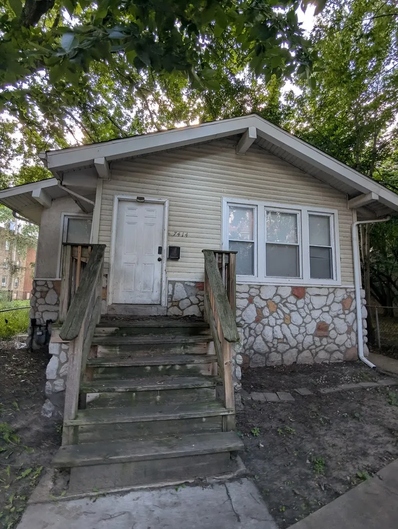 7414 S Colfax Avenue IL