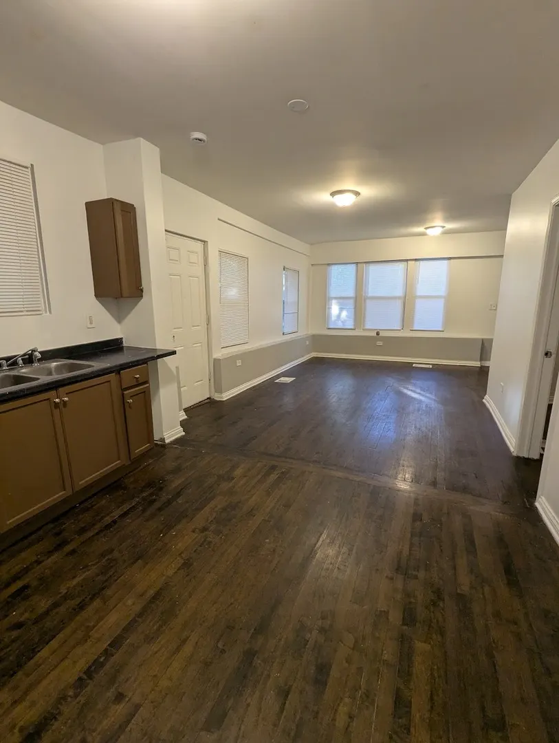 7414 S Colfax Avenue IL
