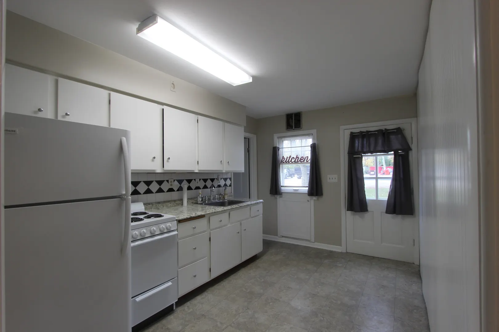 3311-3315 Waukegan Street IL