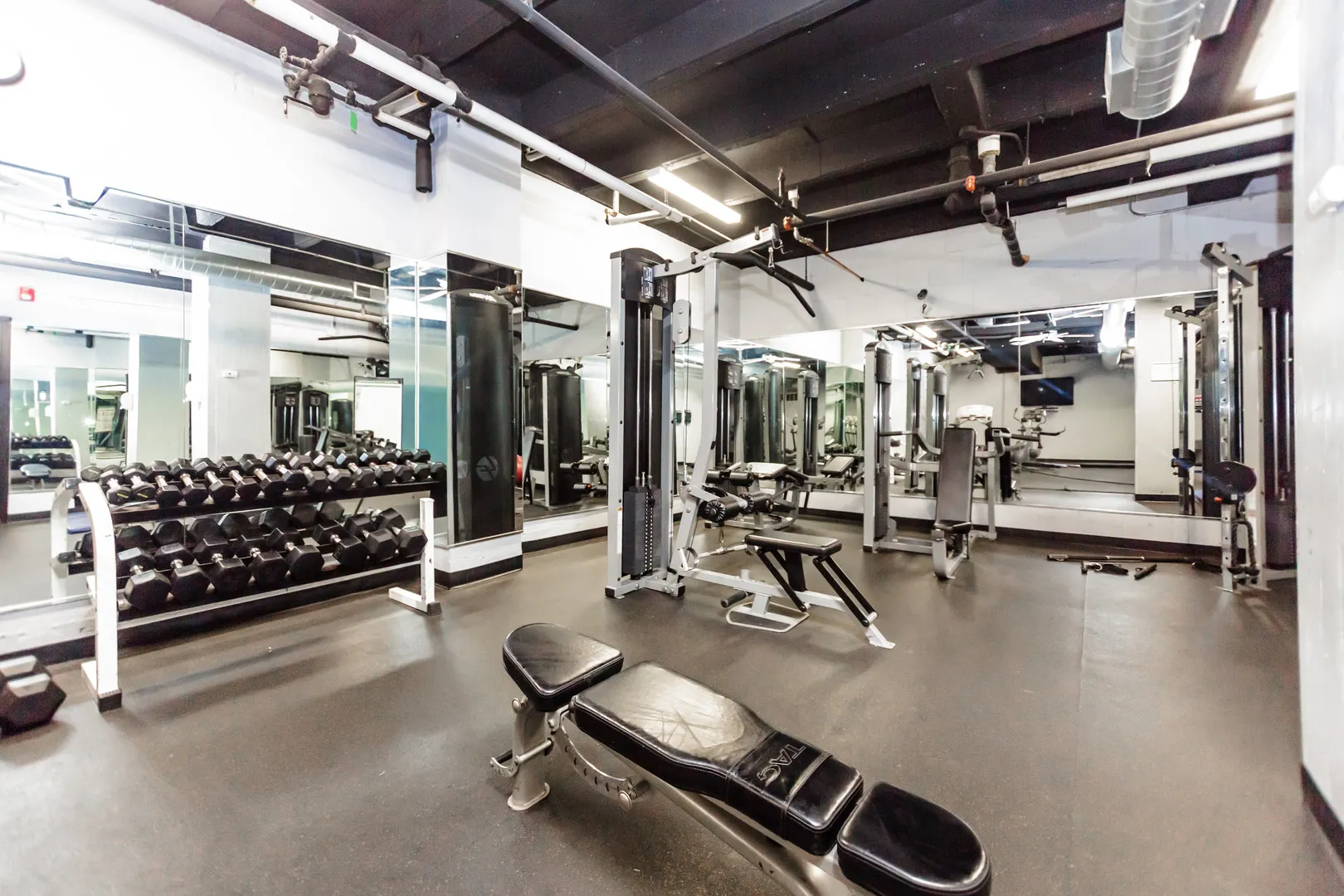 1100 N Dearborn Street 1210 IL
