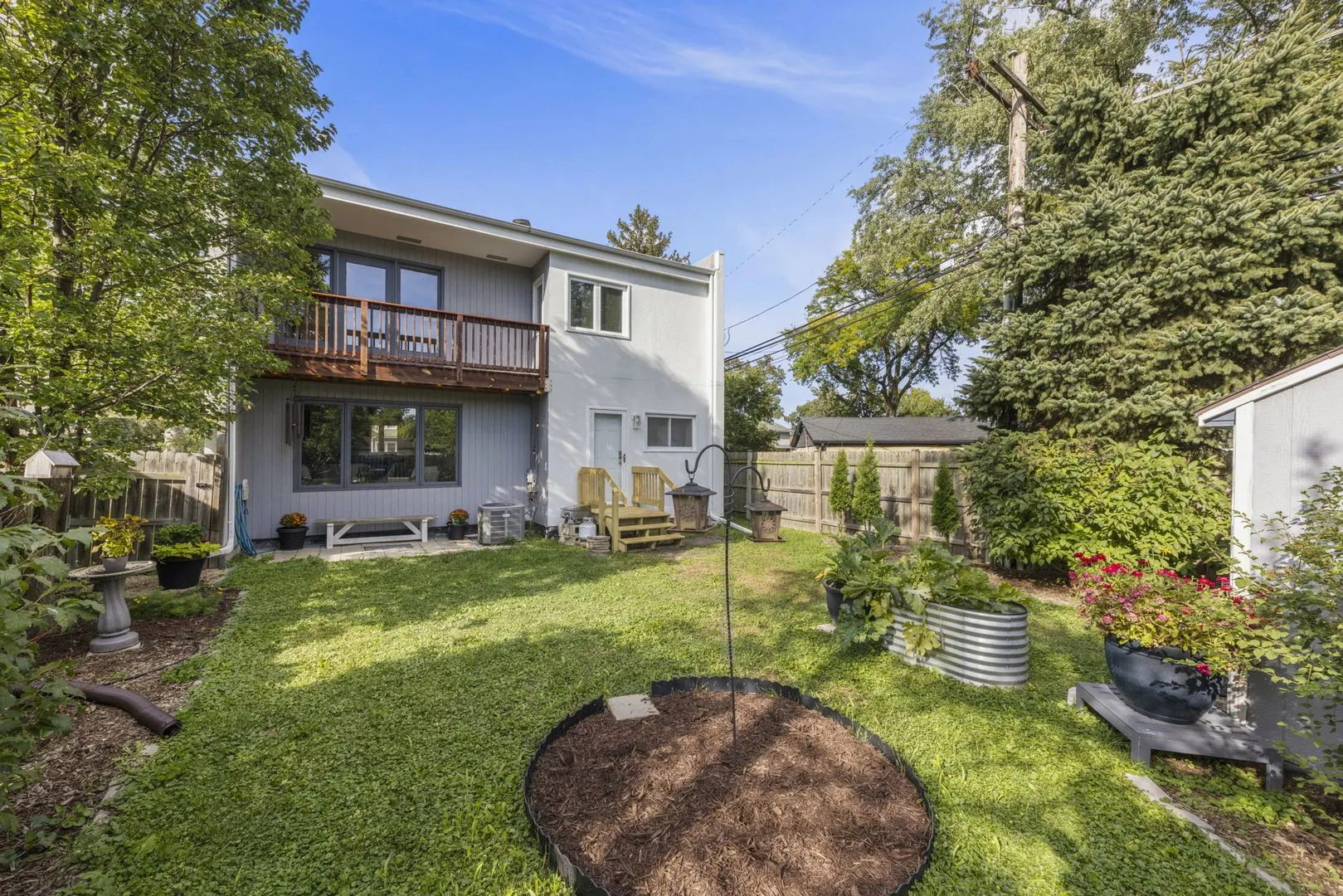 211 E Traube Avenue IL