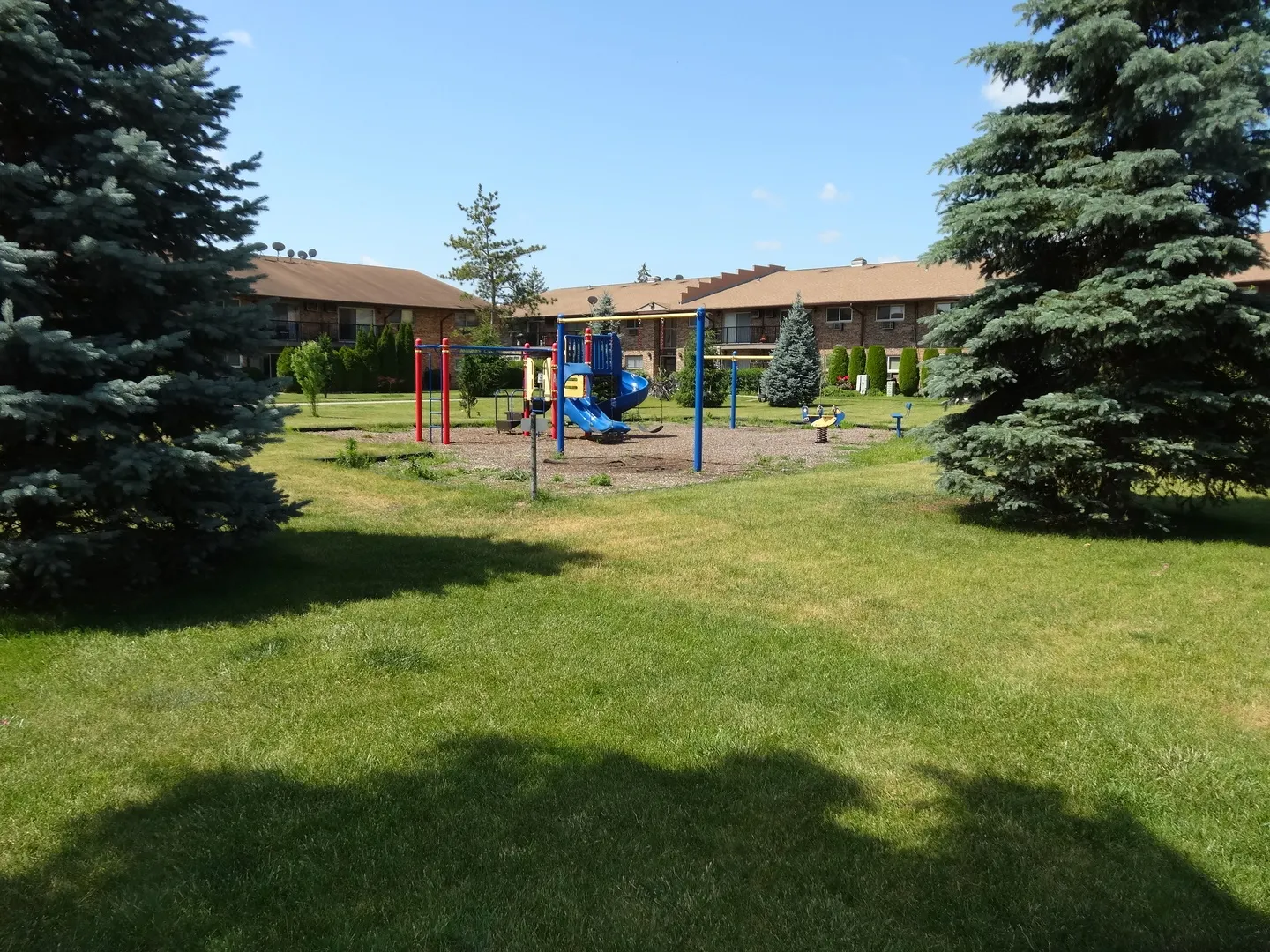 836 E Old Willow Road 212 IL