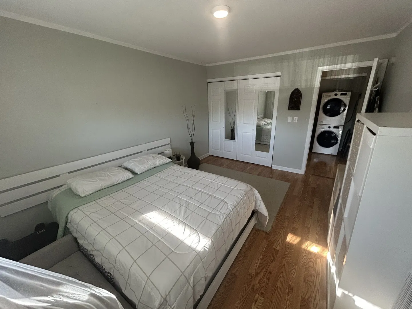 836 E Old Willow Road 212 IL