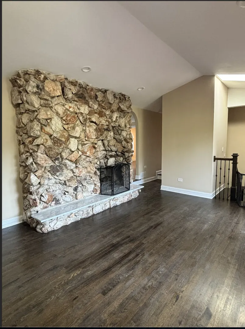406 Lauder Lane IL