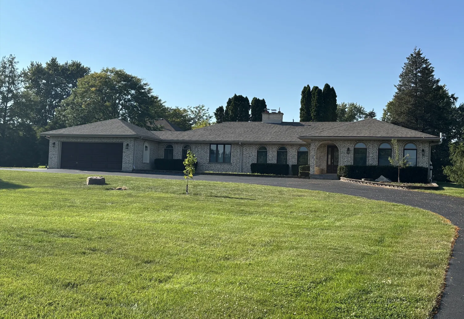 406 Lauder Lane IL