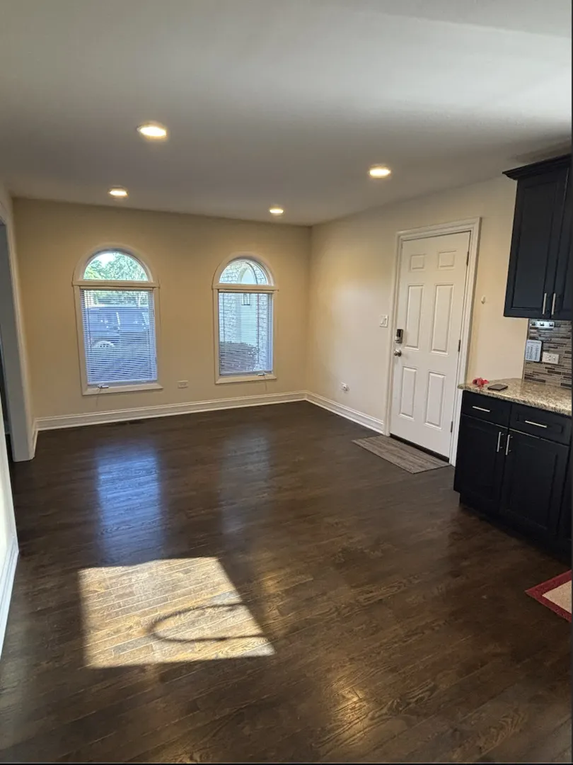 406 Lauder Lane IL