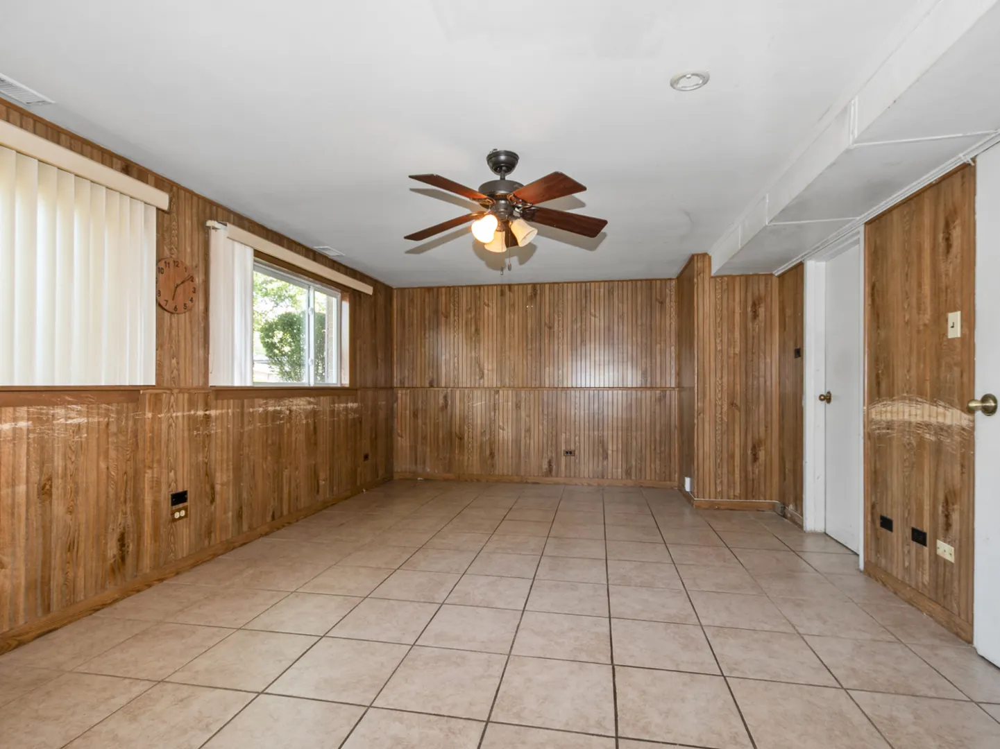 213 Early Street IL
