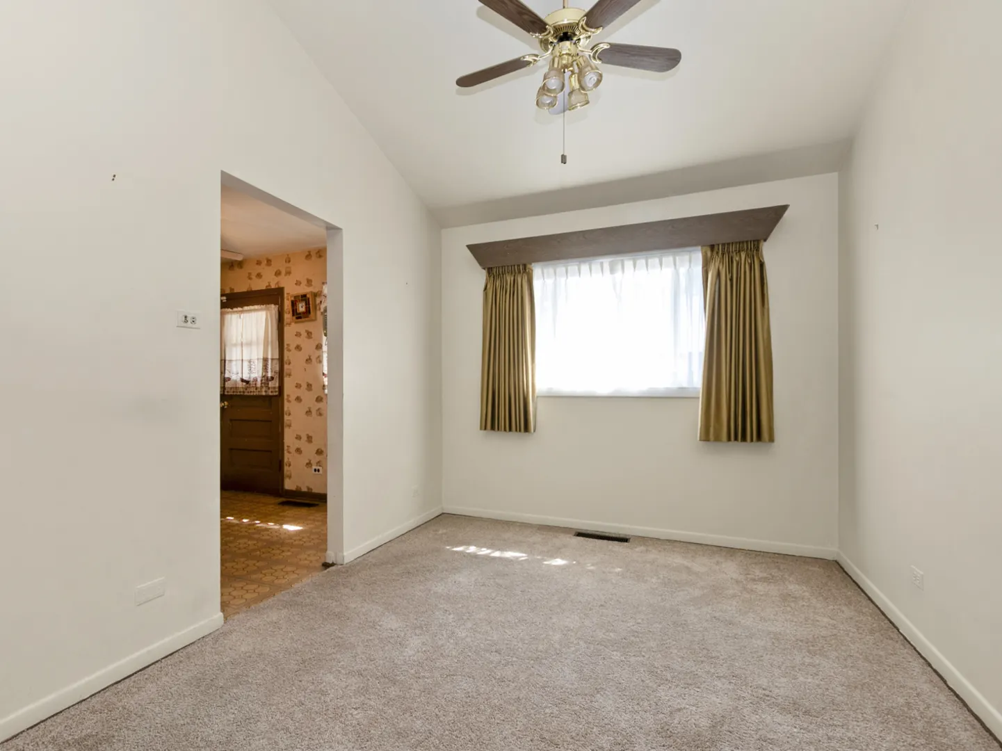 213 Early Street IL