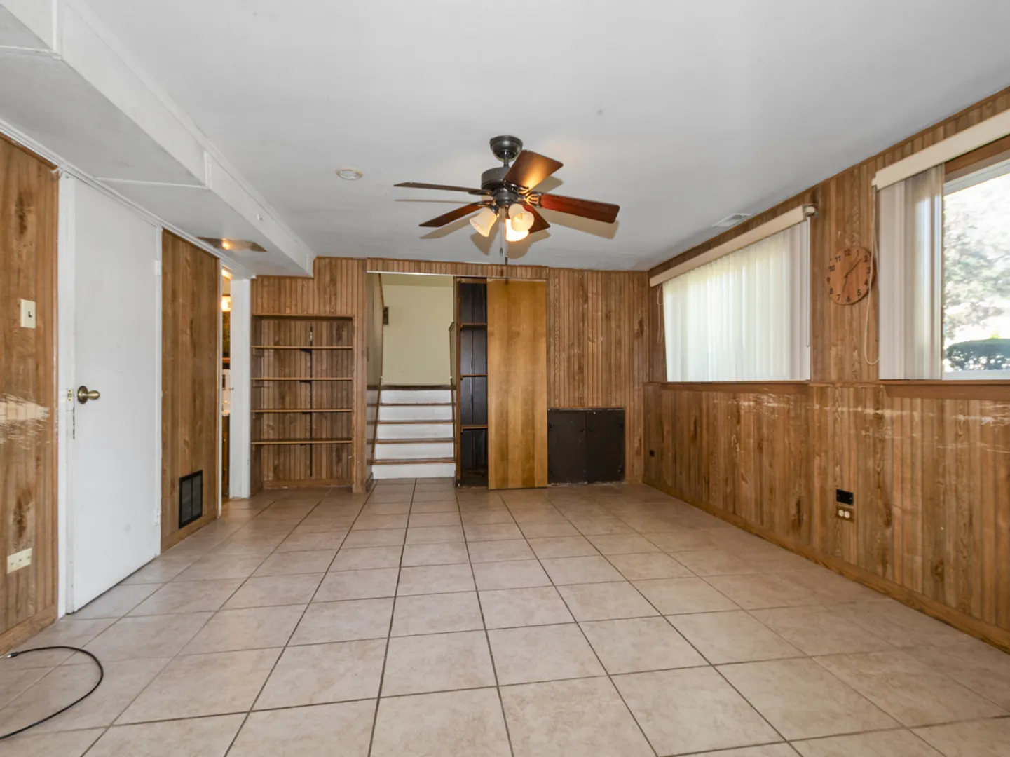 213 Early Street IL