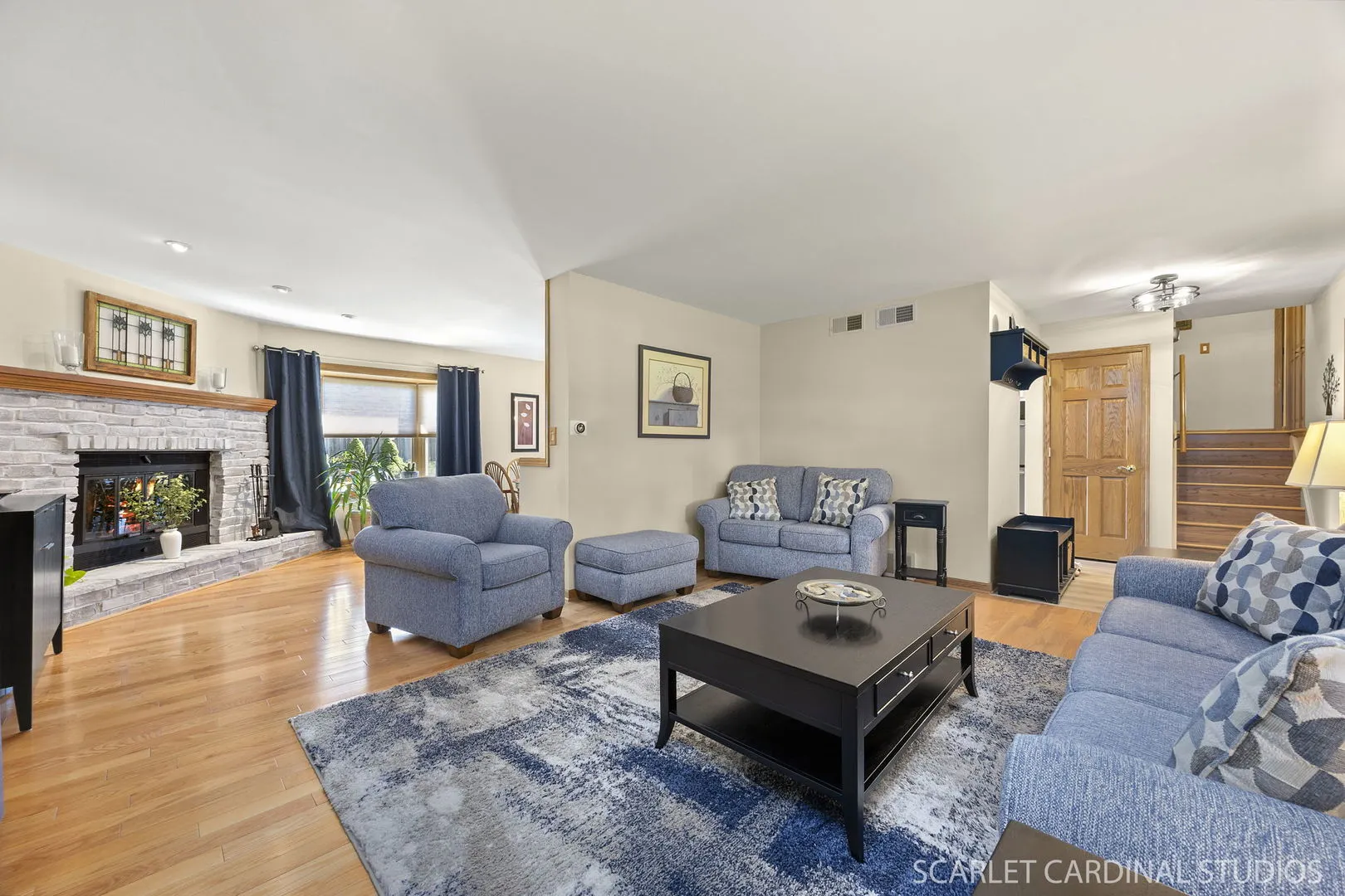 849 S School Street IL