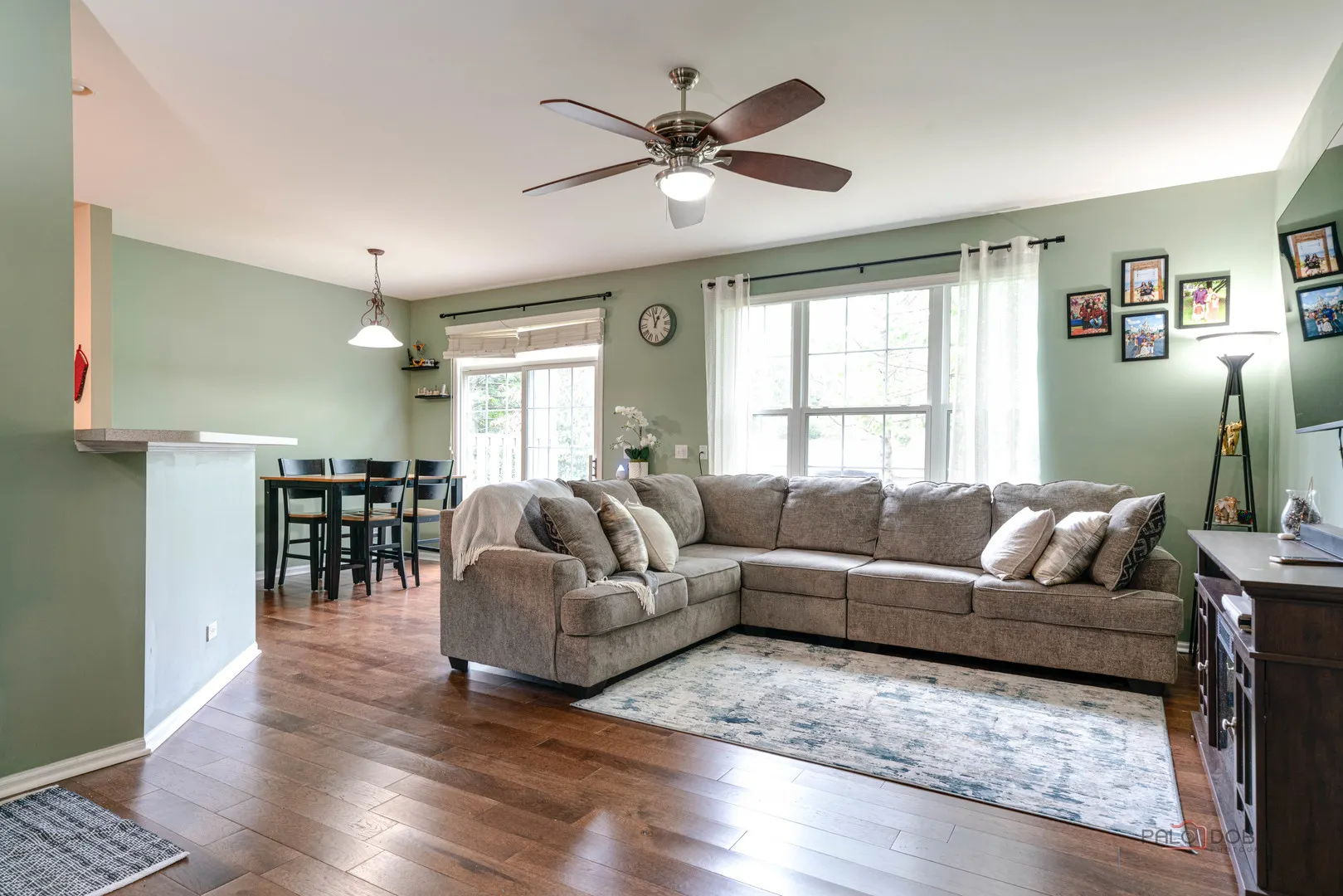 422 Shadow Creek Drive 422 IL