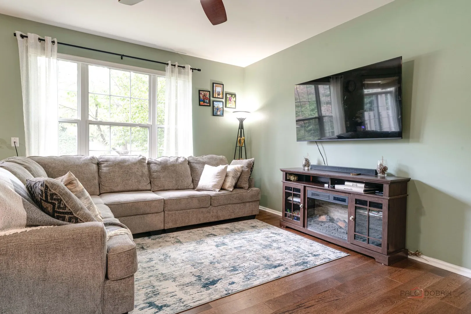 422 Shadow Creek Drive 422 IL