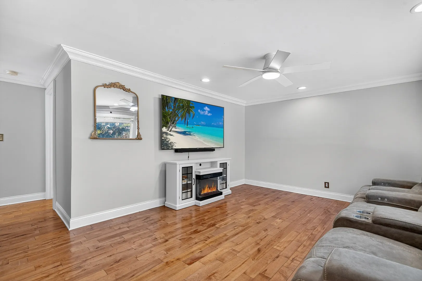 116 Ensenada Court IL