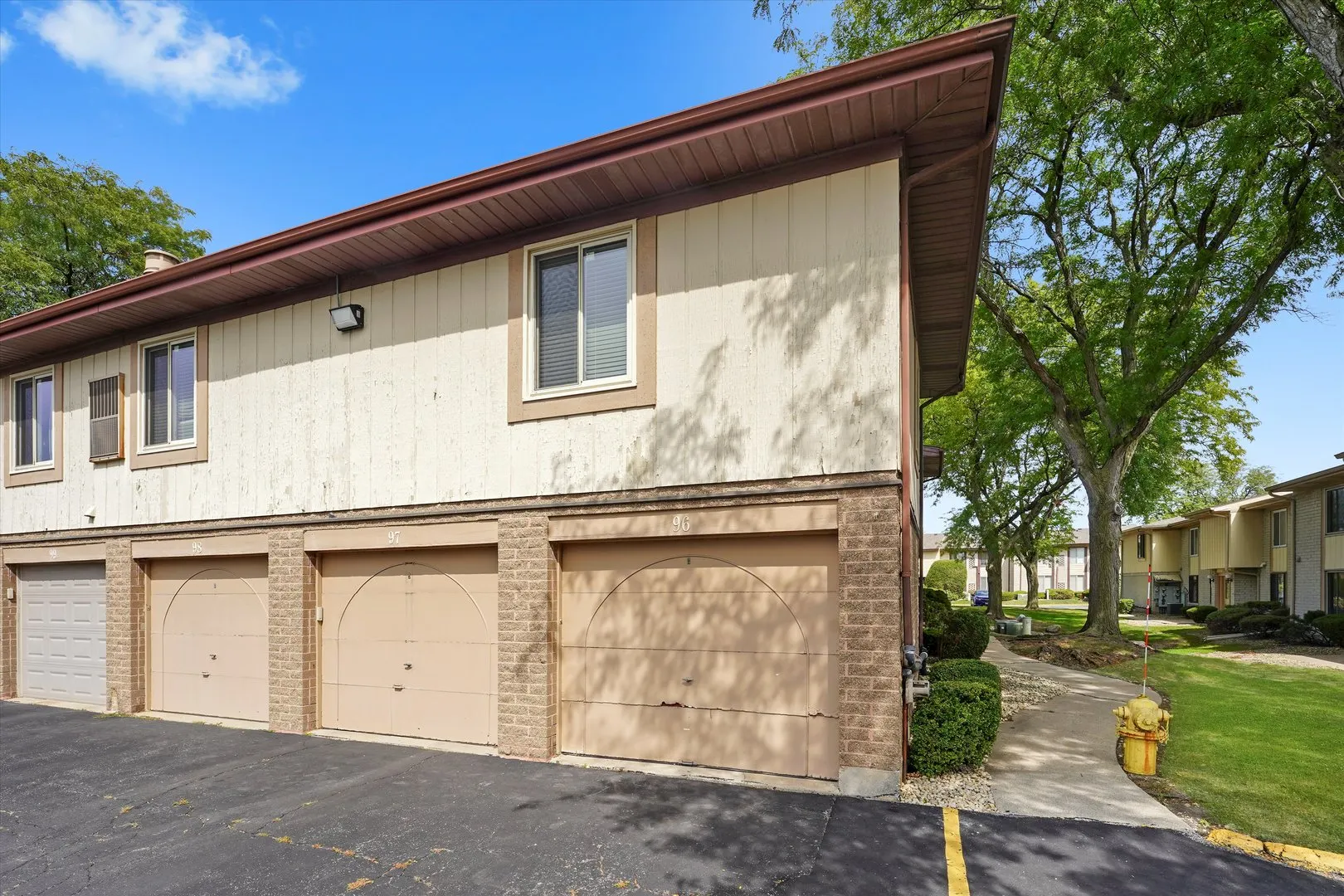 15713 Orlan Brook Drive 98 IL