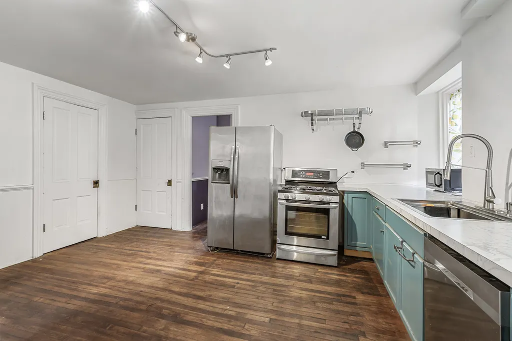 2445 High Street IL