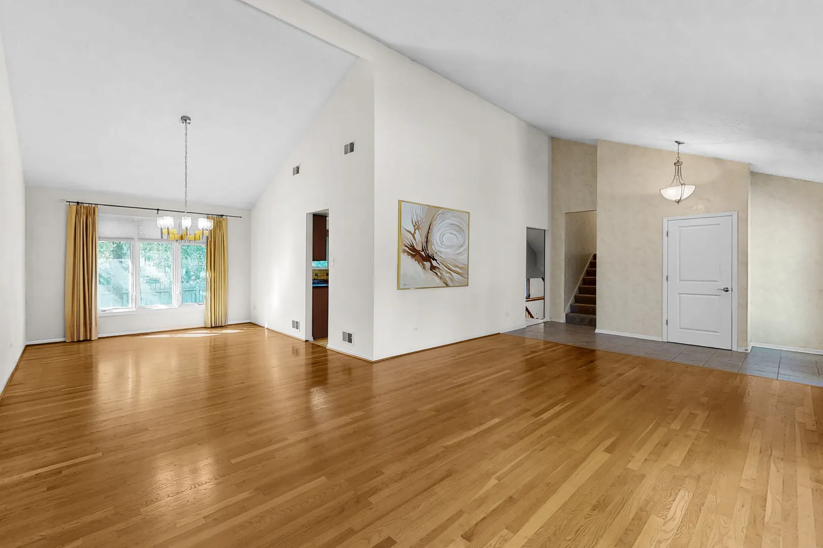 929 W Surrey Road IL