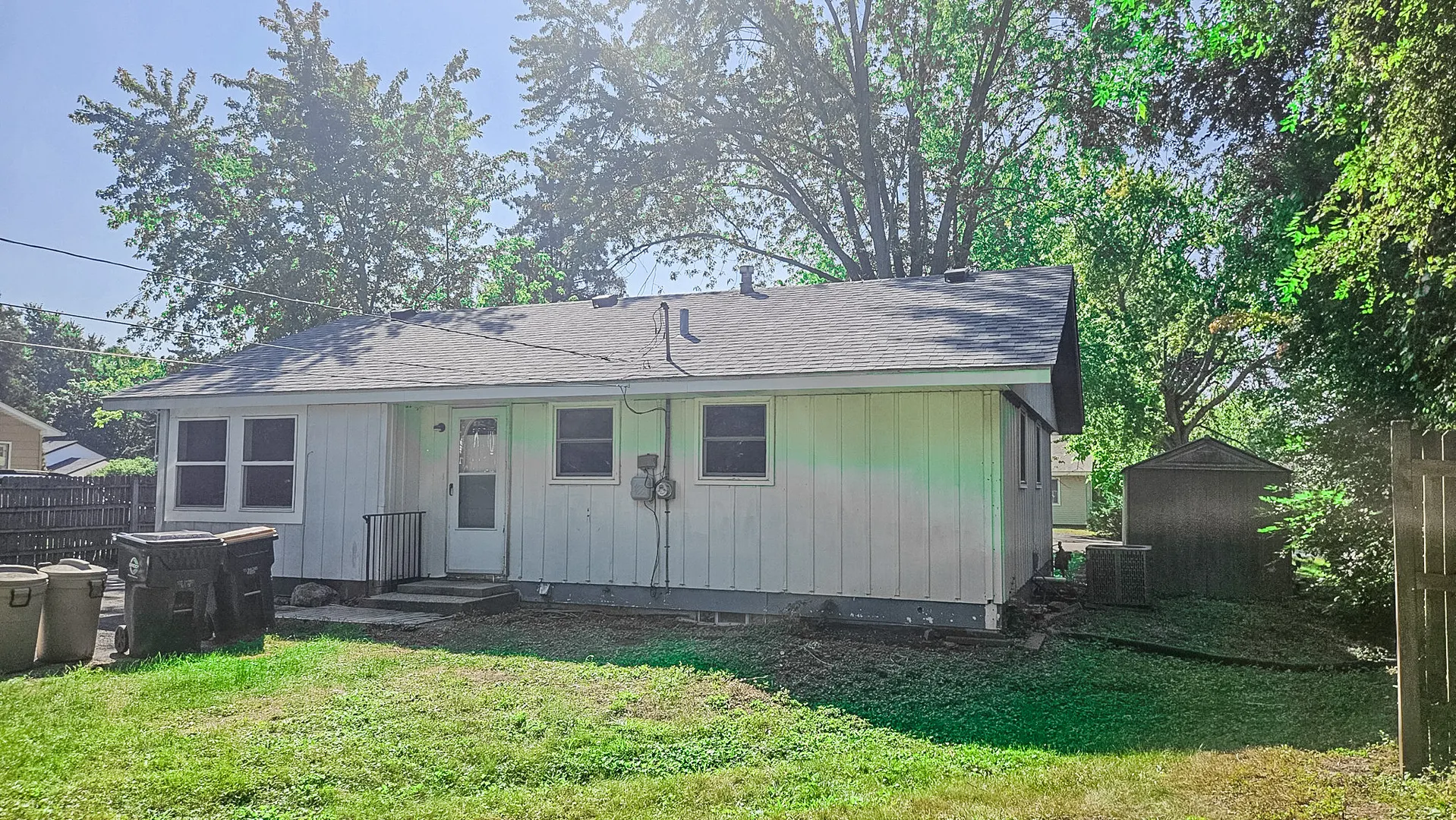 460 Maplewood Drive IL
