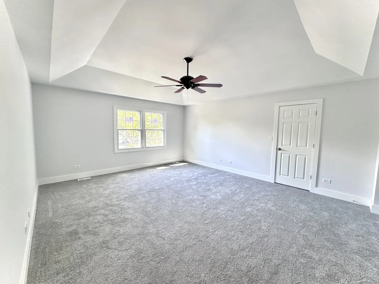 5005 Inverness Circle IL