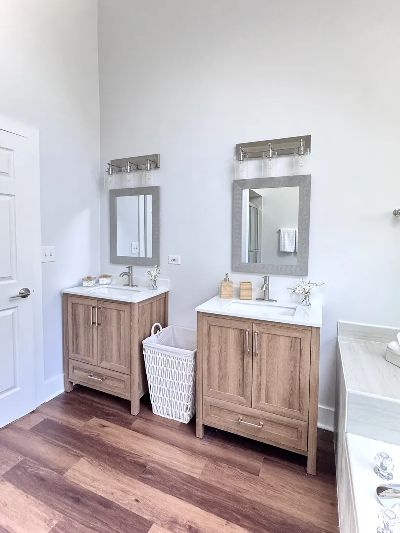5005 Inverness Circle IL