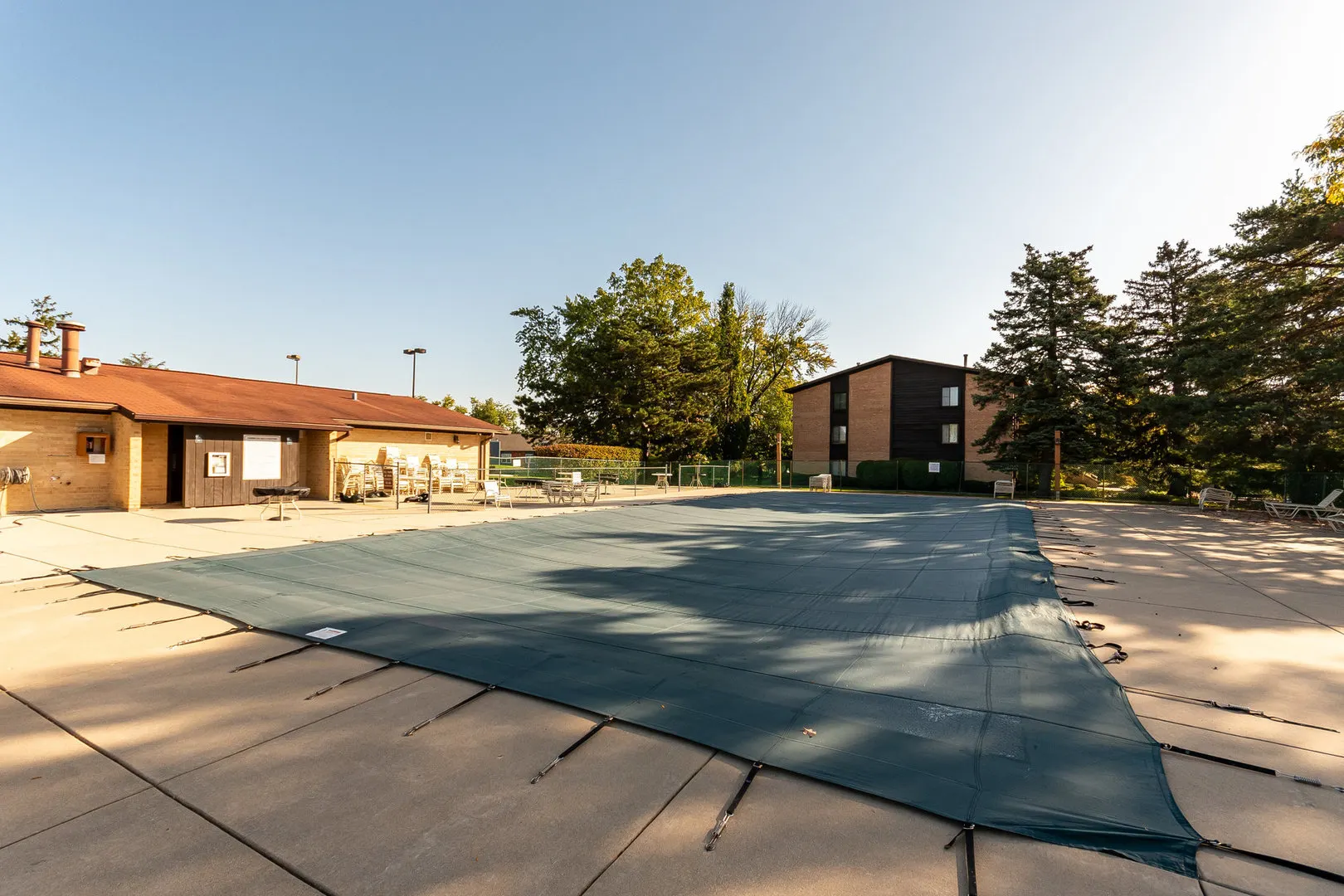6165 Knoll Wood Court 302 IL