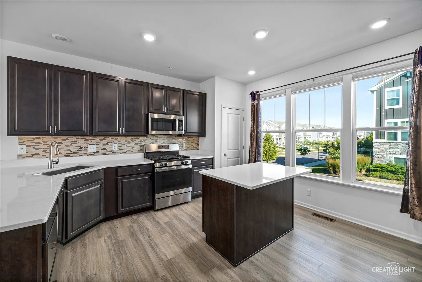 2354 Southwind Boulevard IL