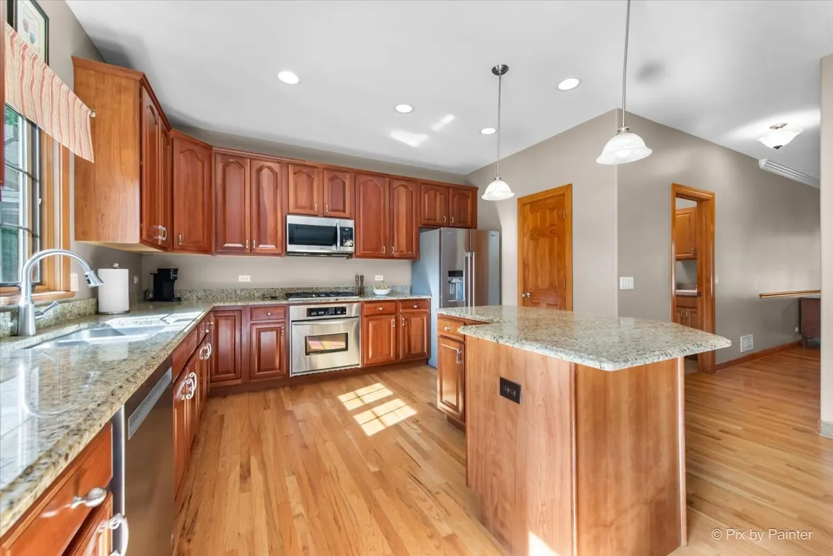 438 Mallard Point Drive IL