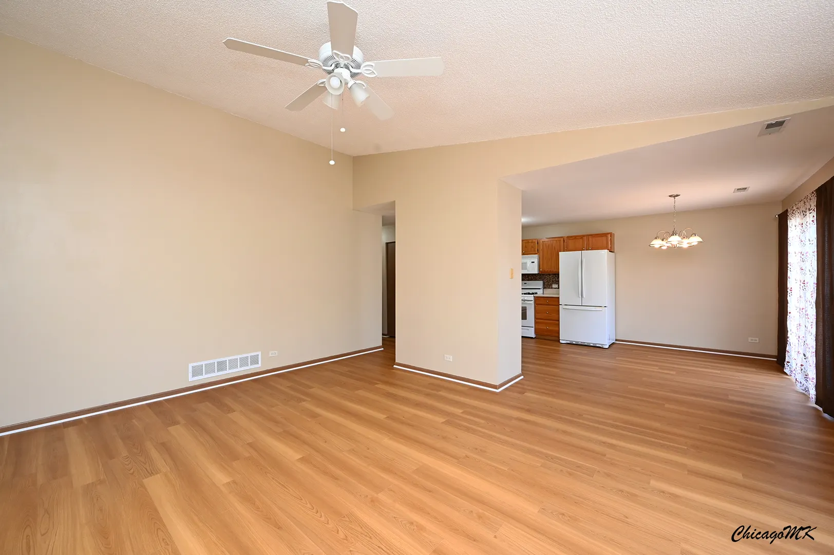 340 Woodridge Circle G IL