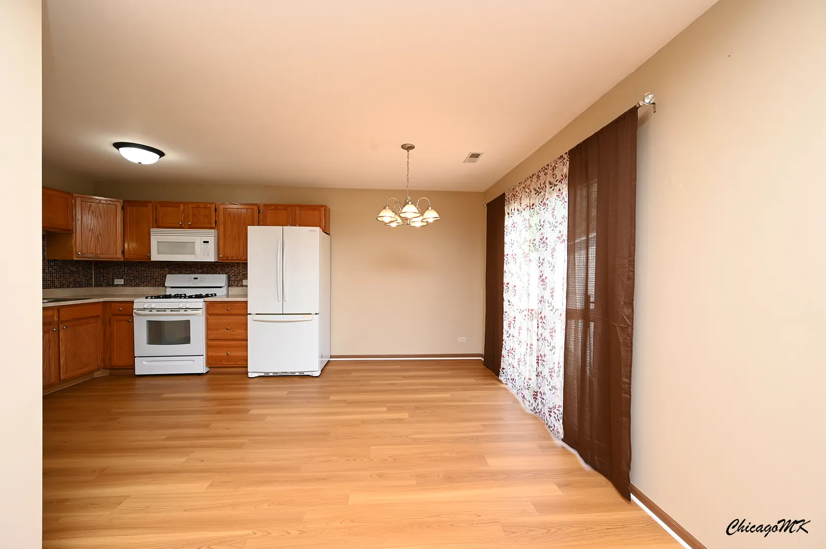 340 Woodridge Circle G IL