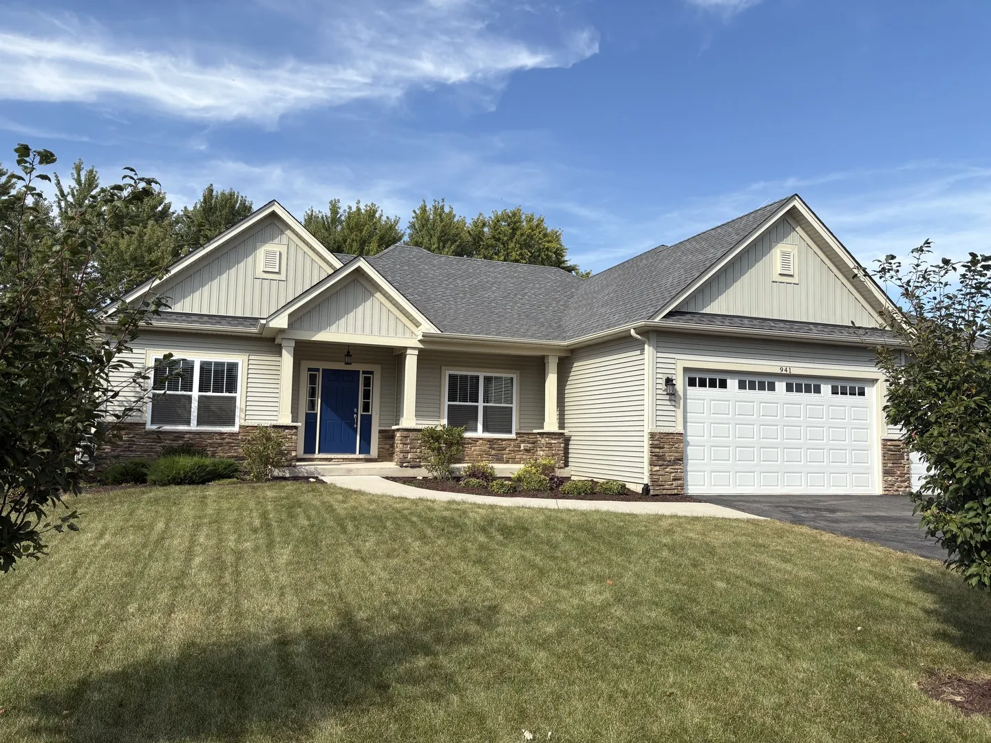 941 Blackberry Shore Lane IL