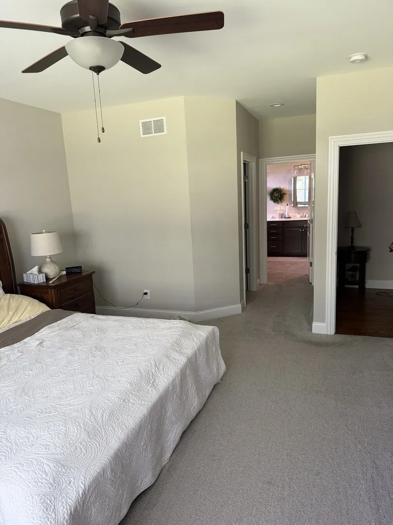 941 Blackberry Shore Lane IL