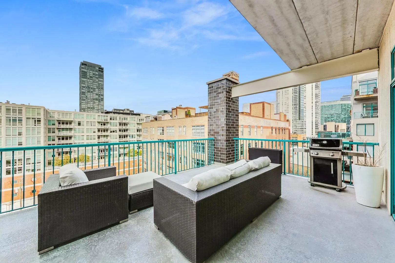 920 W Madison Street F8 IL