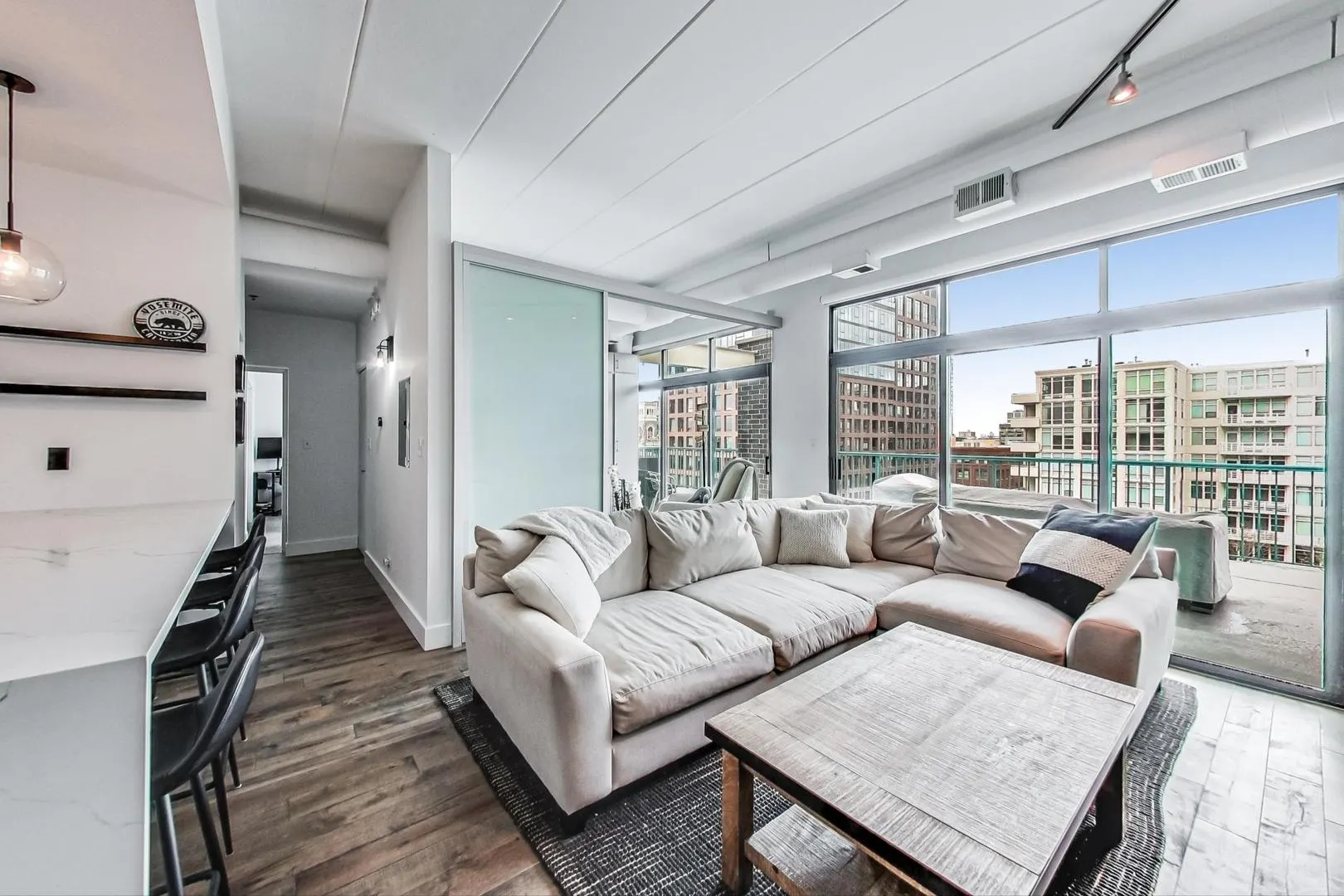 920 W Madison Street F8 IL