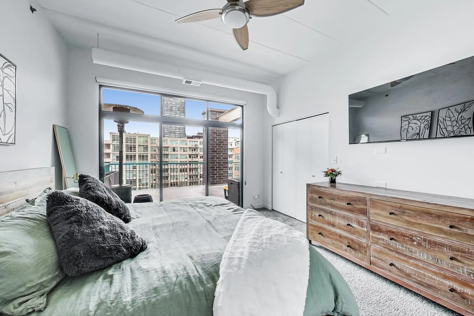 920 W Madison Street F8 IL
