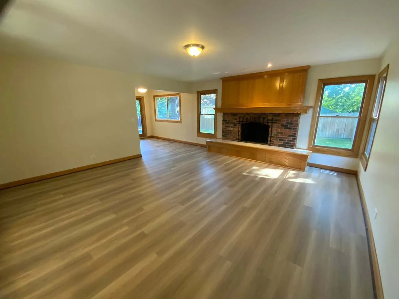 166 Cheyenne Court IL