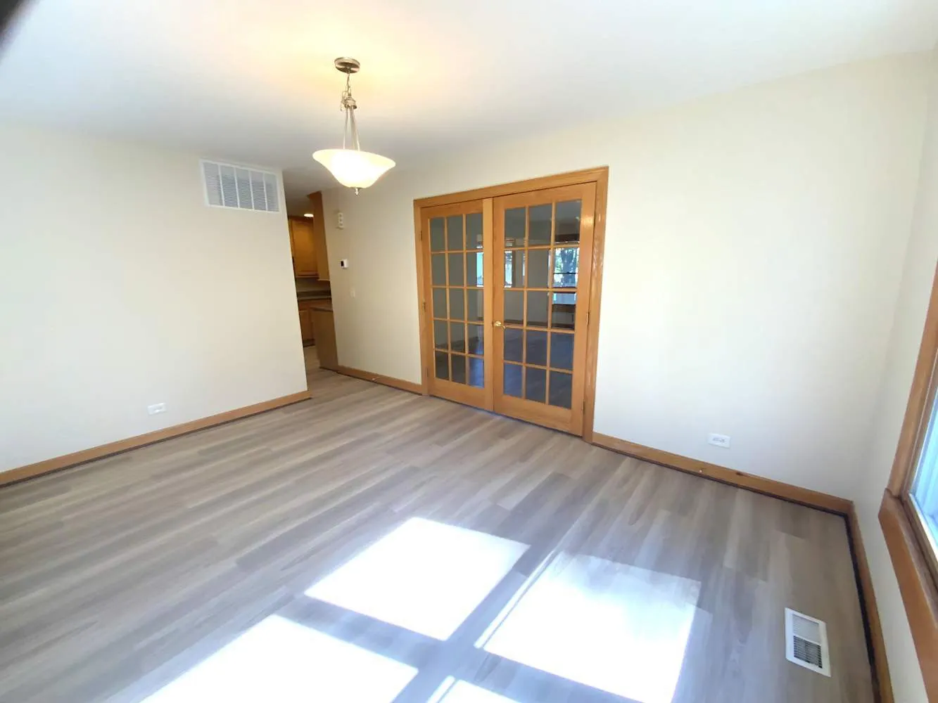 166 Cheyenne Court IL