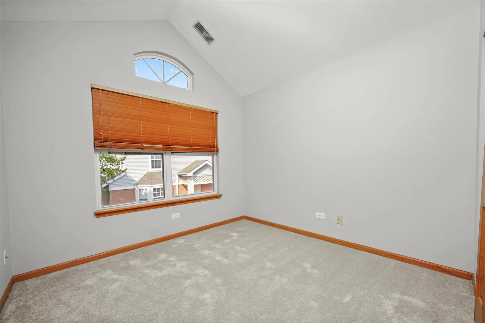 1342 LUNT Court IL