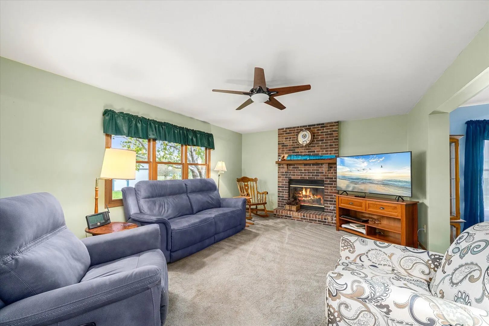 135 Chesterfield Drive IL