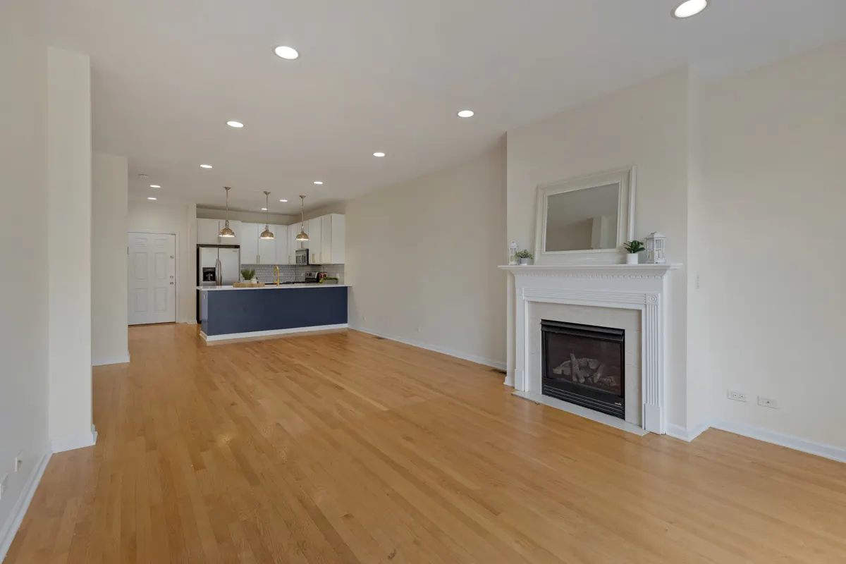 1151 E 45th Street 1151 IL