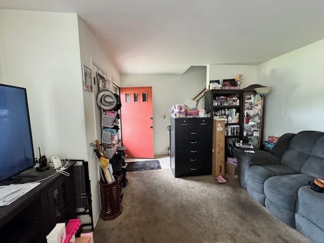 11-13 W Anchor Road IL