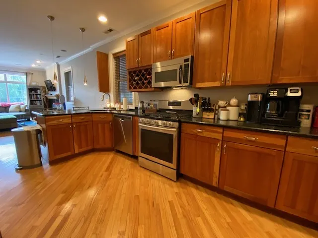 2625 W Belmont Avenue 2 IL