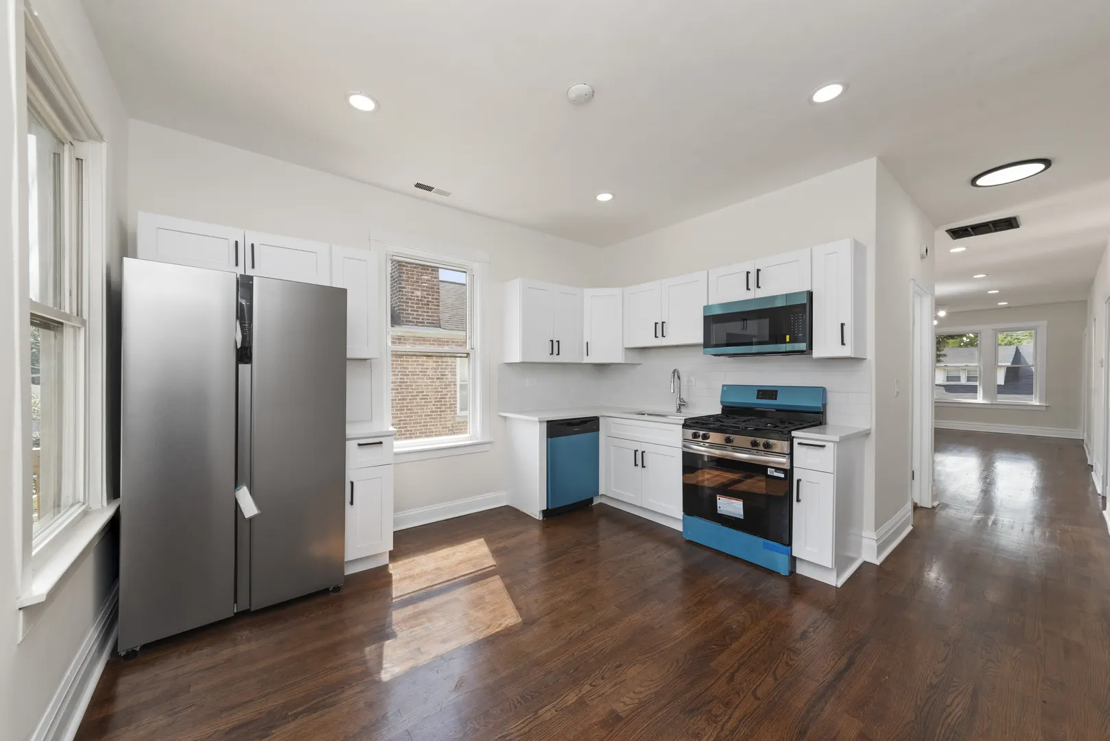8645 S Essex Avenue IL