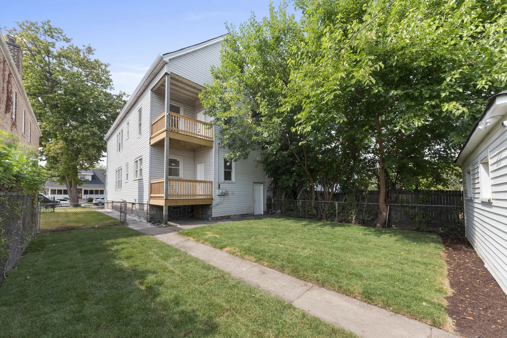 8645 S Essex Avenue IL