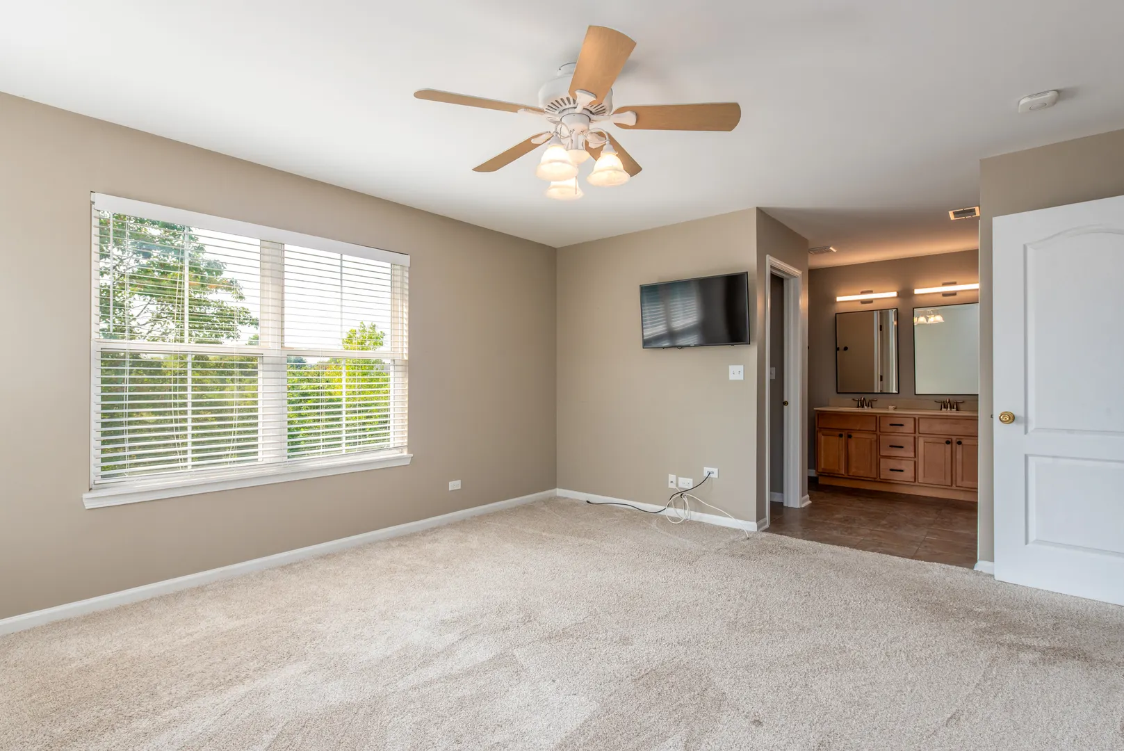 1239 Spaulding Road C IL