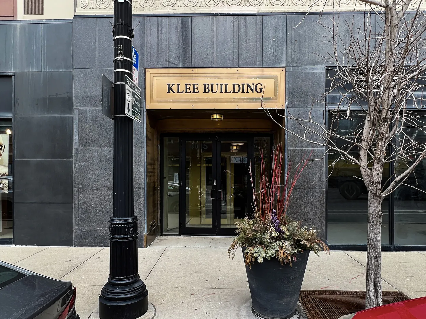4015 N Milwaukee Avenue 202 IL