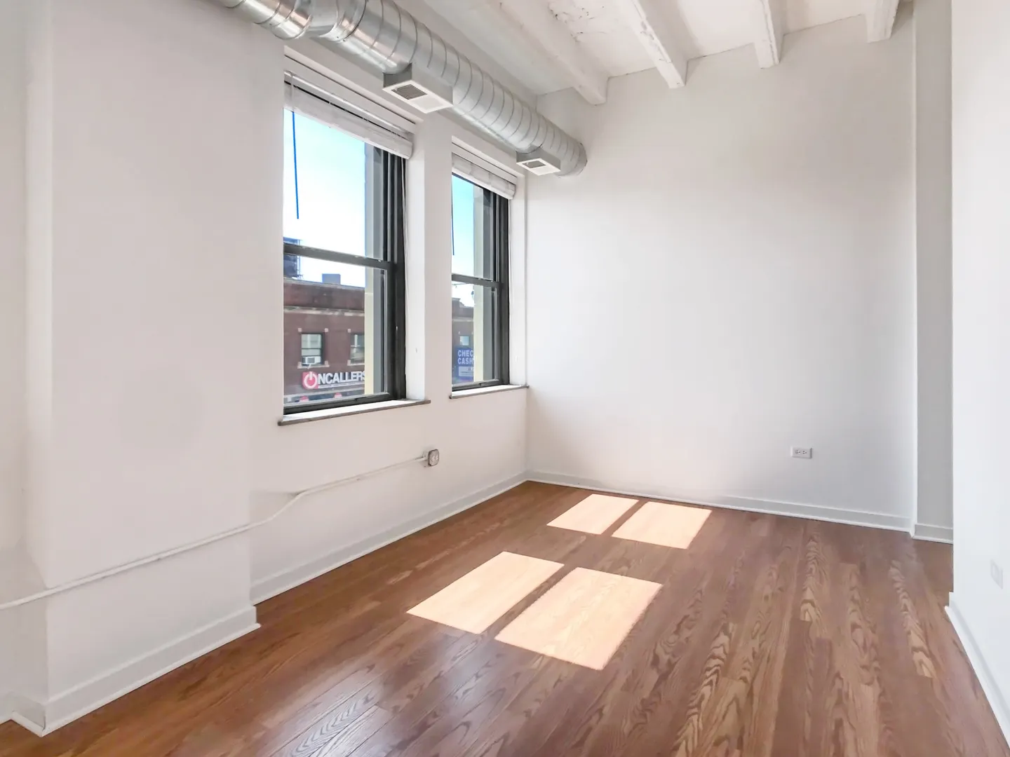 4015 N Milwaukee Avenue 202 IL