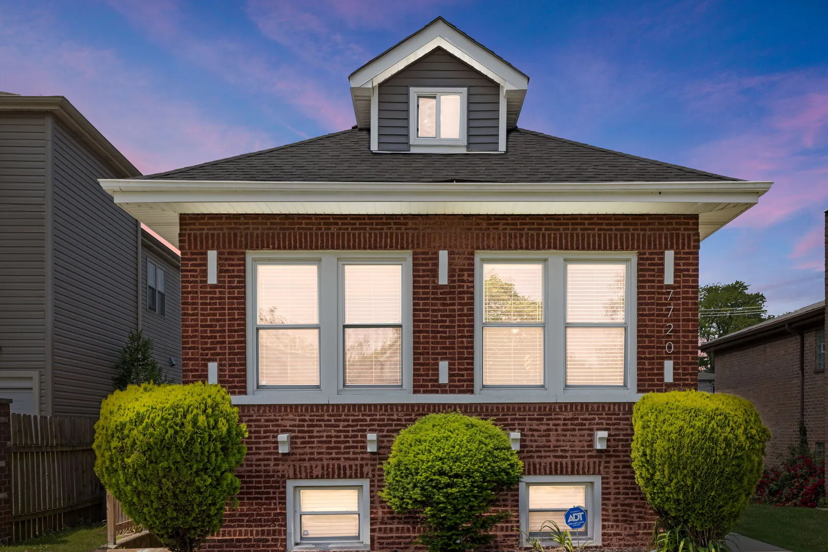 7720 S Prairie Avenue IL